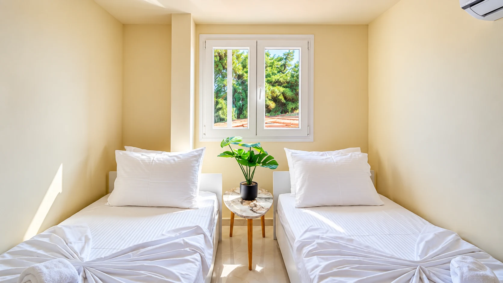 Almira Blue twin bedroom